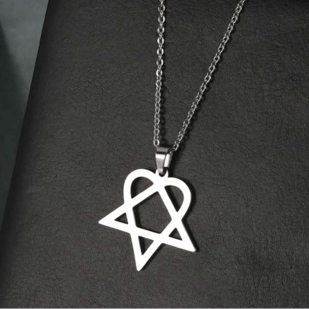 HIM Heartagram Necklace